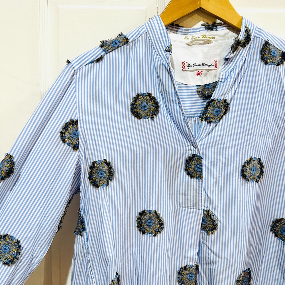 {Le Sarte Pettegole} Designer Pinstripe Appliqué Pullover Blouse